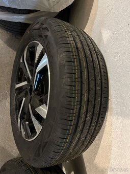 Komplety letni Peugeot original 17 pneu 215 60 R17 - 4