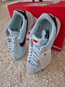Nové dámské tenisky Nike cortez, velikost 39 - 4
