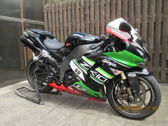 Kawasaki ZX- 10 R Ninja - 4