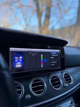 Mercedes E220D AVANTGARDE - 4