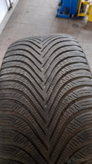 Zimní pneu MICHELIN 225/55 R17 - 4