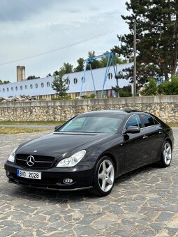 Mercedes Benz CLS500 - 4