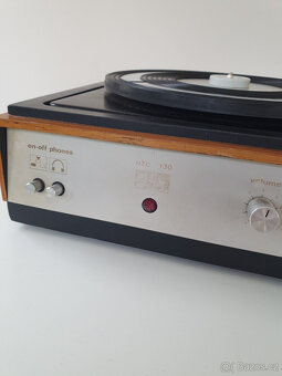 Retro gramofon Tesla - 4