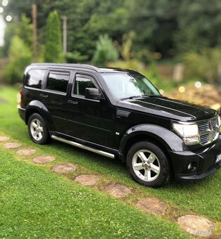 Dodge nitro - 4