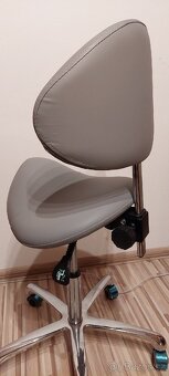 Prodám židli - sedlo, nová v záruce. Původní cena 2300,-. - 4