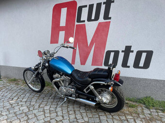 Suzuki VS 800 Intruder - 4