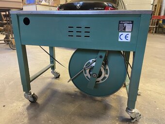 Balící stroj - páskovačka - Poloautomatický páskovací stroj - 4