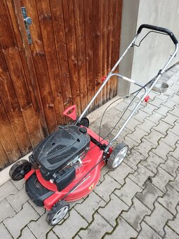 Sekačka na trávu hecht - 4