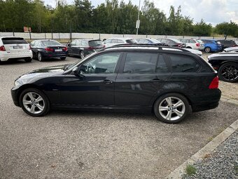BMW 318D 2010 - 4