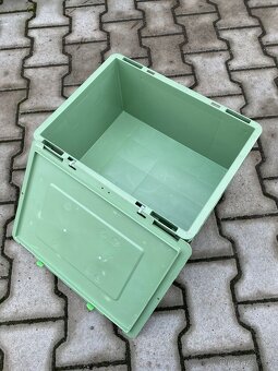 Plastová přepravka LWB-4220 s víkem - 4