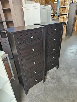 HEMNES KOMODY ČERNOHNĚDÉ - 4