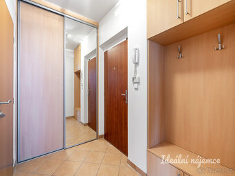 Pronájem bytu 2+kk, Kamelova, Záběhlice,  22450 Kč/měs, 52 m - 4