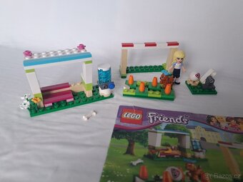 LEGO Friends 41011 Stephanie trénuje fotbal - 4