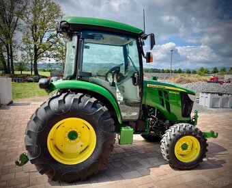 Malotraktor John Deere 4049 R - 4