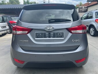 HYUNDAI ix20 1.4i 66 KW PDC TEMPOMAT VYHŘ.SEDADLA 2xALU KOLA - 4