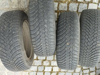 Zimní pneu 185/60R15 - 4