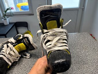 Bauer supreme s29 jr US 3, eur 35 - 4