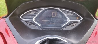 Honda pcx125 - 4