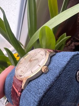 Hodinky Omega zlaté 18k - 4