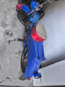 Jawa 555 - 4