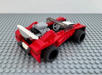 LEGO Creator 3v1 - 31100 - Závodní auto - 4