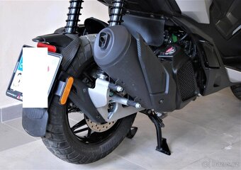 APRILIA SR GT 125 - 4