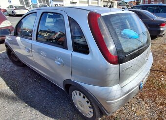 Opel Corsa C 1,4 66 kw - 4