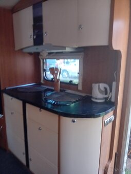 Prodám odytný karavan - 4