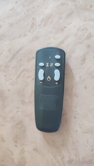 Prodám elektrická krbová (kamna) s topením zn. Hiedel - 4