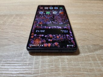 Samsung Galaxy S20 FE Dual SIM – 256 GB, modrý, výborný stav - 4