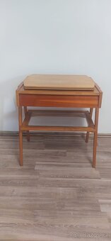 Retro televizní stolek - 4