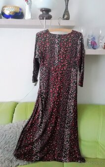 Něžné, letní šaty, přírodní materiál zn. Stradivarius, M - 4