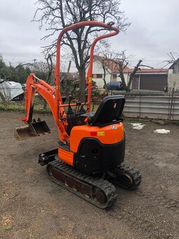 Minibagr Kubota U10 s nulovým přesahem zádě - 4