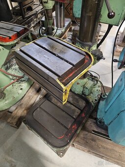 Sloupová stojanová vrtačka VS 20A - 4