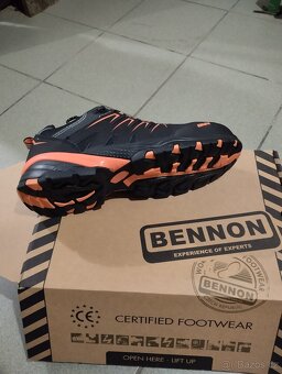 Pracovní obuv 45 - 4