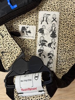 BabyBjörn Dětské nosítko - 4