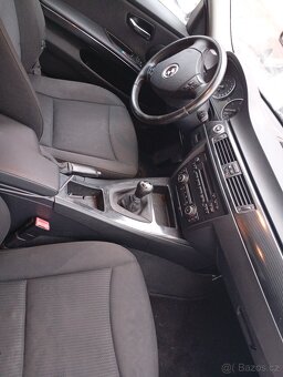 BMW e91 318 D 2009 2.0 nafta 105kW - 4