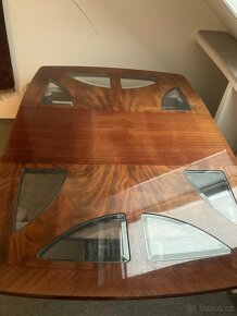 Dřevěný stůl se skleněnými výplněmi rozkládací - 4