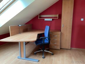 Skříně a psací stůl se židlí - 4