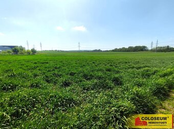 Telnice, pozemek 1.879 m2, investiční potenciál, skvělá dost - 4