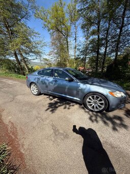 Jaguar XF 2.7 diesel Nefunkční display - 4