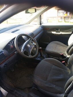 Prodam Seat Alhambra 1,9 tdi 85kw r.v. 2001 stk.12/2026 - 4