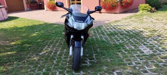 Honda CBR 600F - 4