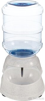 Dávkovač vody pro kočky nebo psy 3,8l - NOVÝ - 4