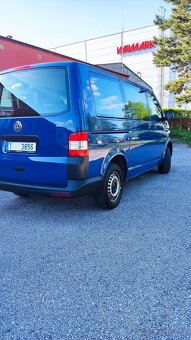Vw transporter t5, 2.0tdi, rok 2015, 9 mist - 4