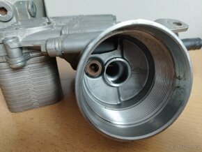 Pouzdro olejového filtru 31212074F - 4