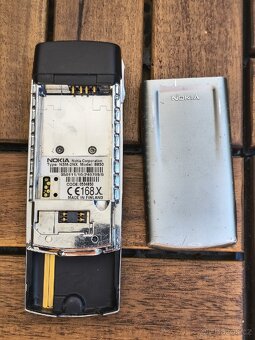 Nokia 8850 - 4
