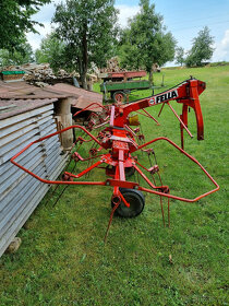 Obraceč sena Fella TH 440 D Hydro - 4