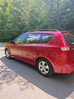 Hyundai I30 kombi, 1,4 benzín,Nová STK ČR 1. Majitel - 4