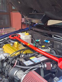 Ford Puma rozpěrná tyč motoru OMP Nově lakována - 4